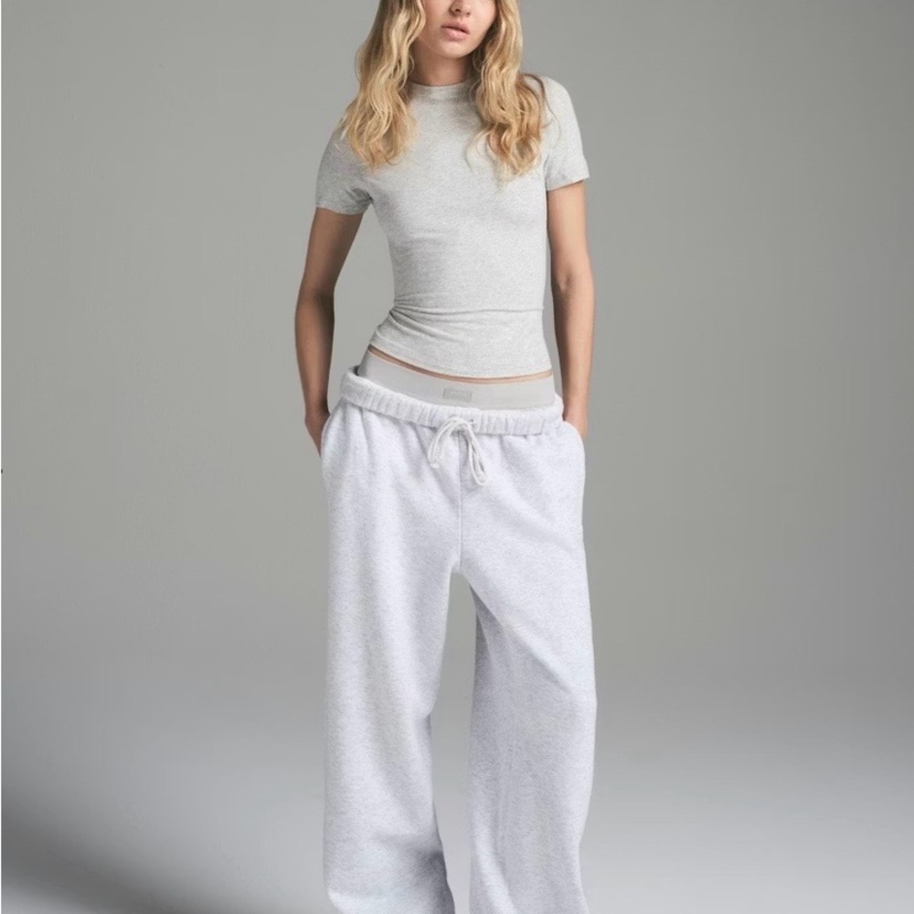 SKIMS classic straight leg pants
